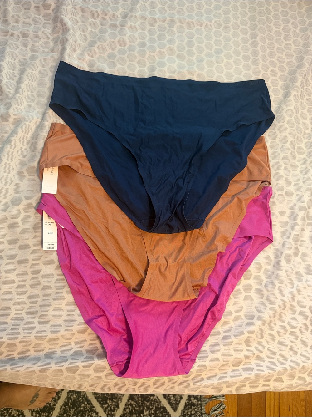 Victorias Secret hipster panties